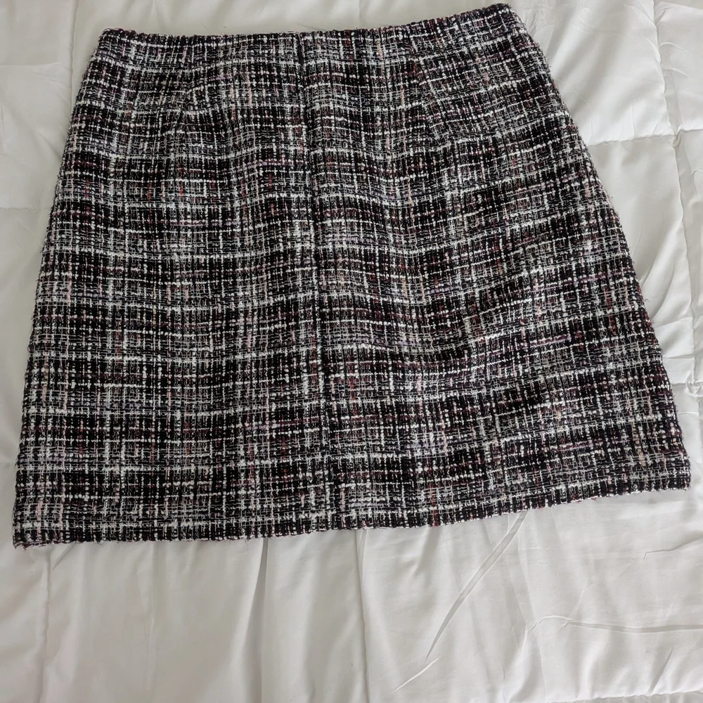 Loft Outlet Tweed Mini Skirt Black Burgundy‎ Plaid Zipper Pockets Size 10